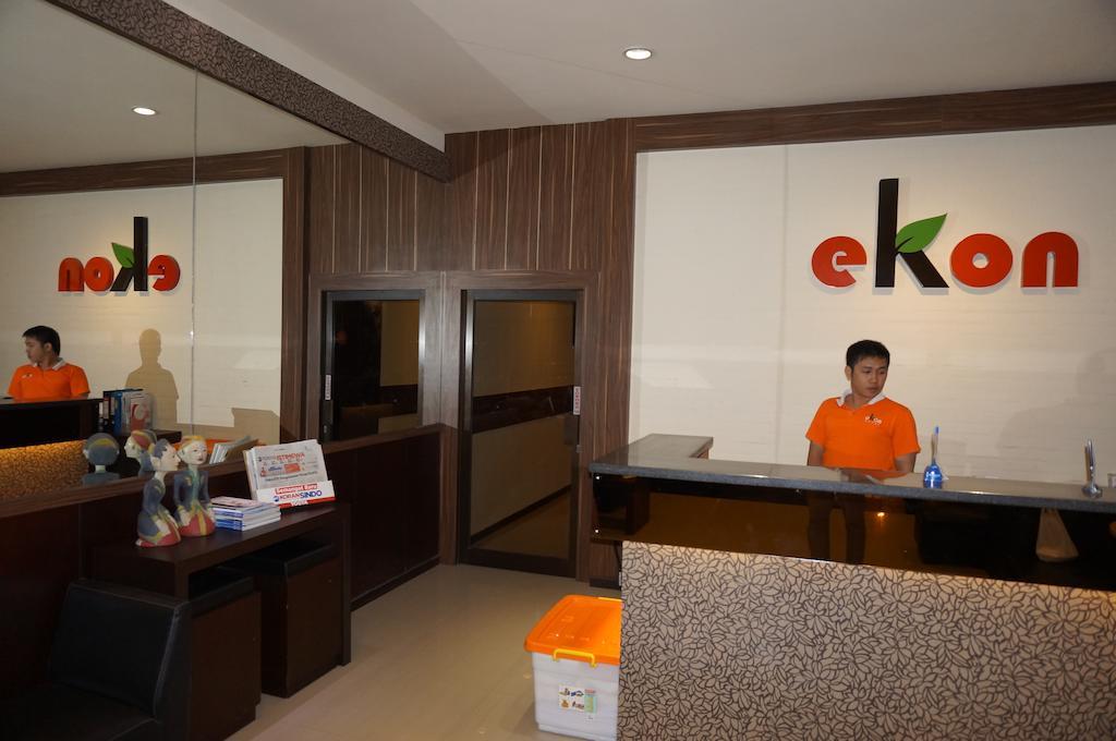 Ekon Hotel Yogyakarta Eksteriør billede